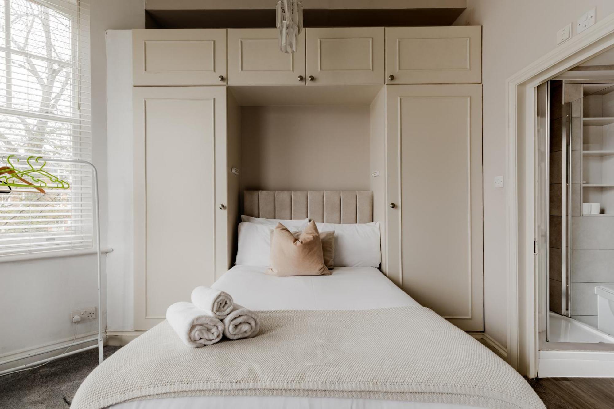 Fairhazel Gardens Studios Лондон Номер фото